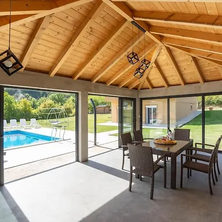 Villa Kuca Za Odmor S Bazenom Marijana *